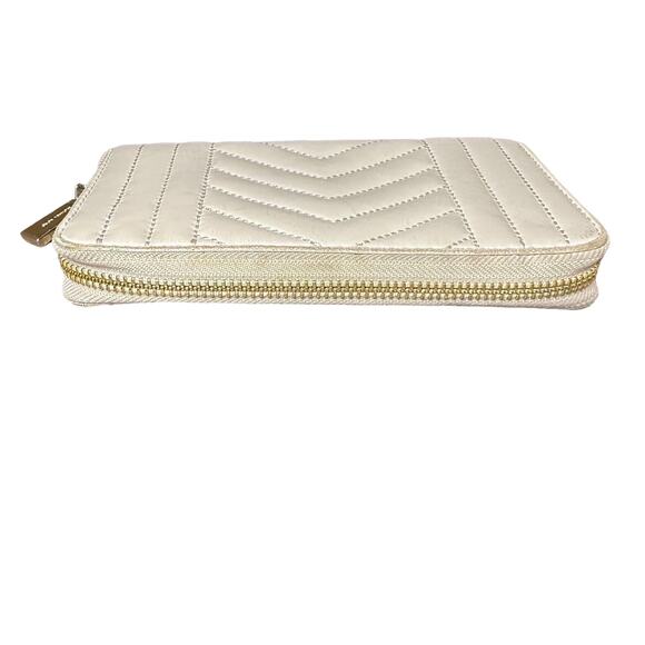 Michael Kors Pale Pink Quilted Leather Wallet - Picture 6 of 9